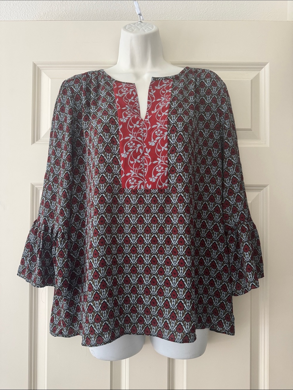 Loft Womens Red Patterned Split-Neck Bell Sleeve Top size M